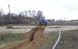 В селе Урожайное заменили участок водовода