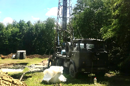 Артезианская вода после реконструкции скважины уже подается в дома жителей Новоселицкого