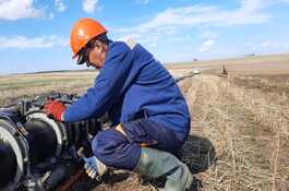 В Петровском округе крайводоканал меняет 2 км старой магистрали