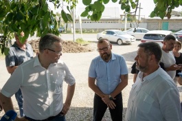 Обновление уличного водопровода в станице Марьинской идет по утвержденному графику