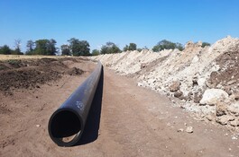 Крайводоканал меняет аварийные участки Светлоградского группового водопровода