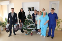 Совет молодых специалистов ГУП СК «Ставрополькрайводоканал» поздравил с наступающим новым годом краевой геронтологический центр