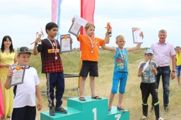 Восточный ветер