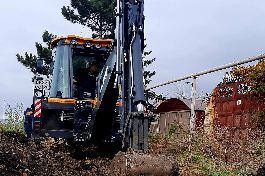 На центральной улице поселка Тоннельный уложен новый водопровод