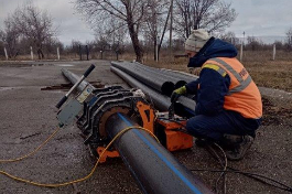В районе новой школы в селе Кочубеевском заменили уличный водопровод