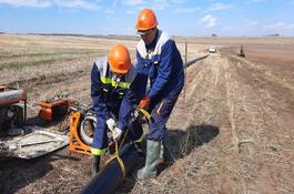 Крайводоканал обновляет километры сельских водопроводов в Петровском округе