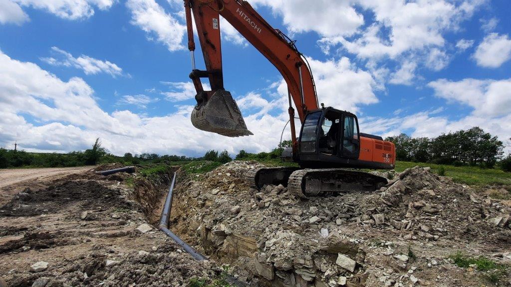 В село Новоблагодарное вода подается по новому трубопроводу