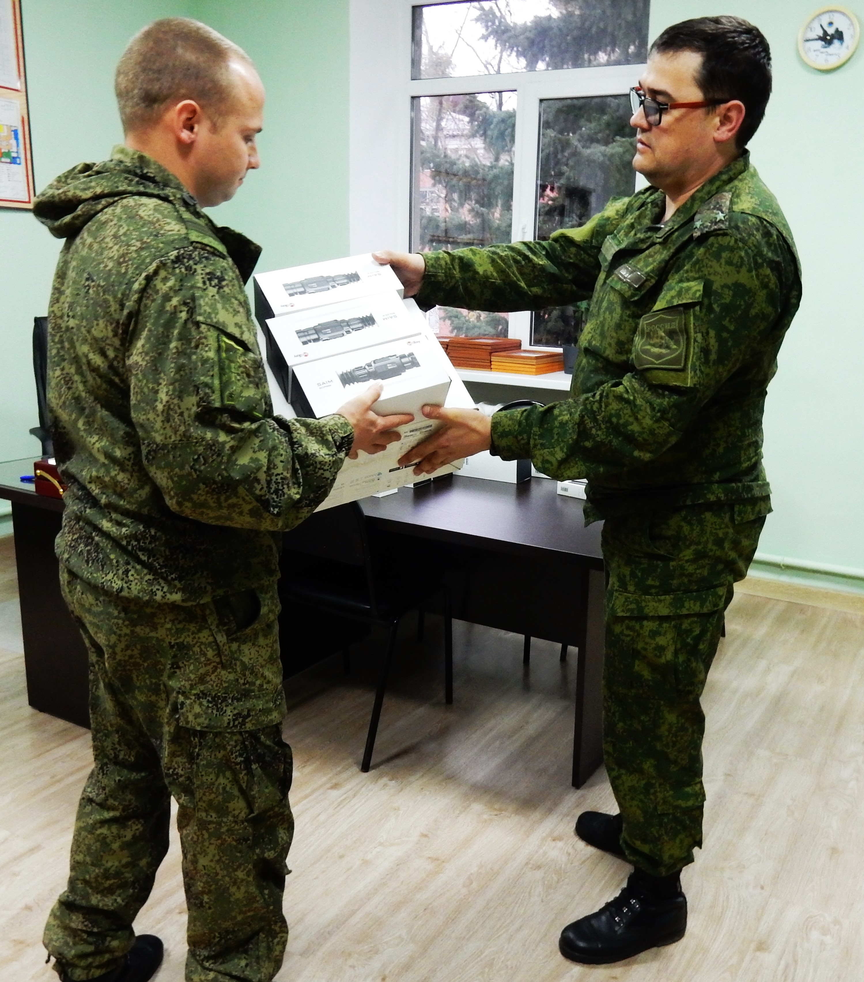 Бойцам из Ставрополя передали дроны и приборы ночного видения