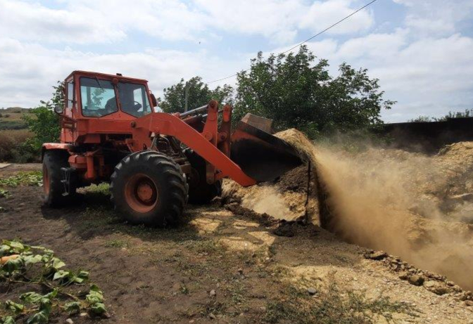 На пути родниковой воды в Соленое Озеро и Рогатую Балку, больше нет преград