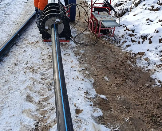 В Курском округе модернизируют системы водоснабжения: на смену старым трубам приходят современные решения